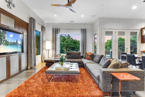 The Arrive Skyline View Estate Home