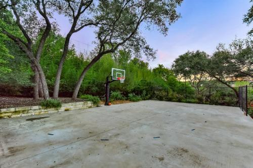 The Arrive Skyline View Estate Home