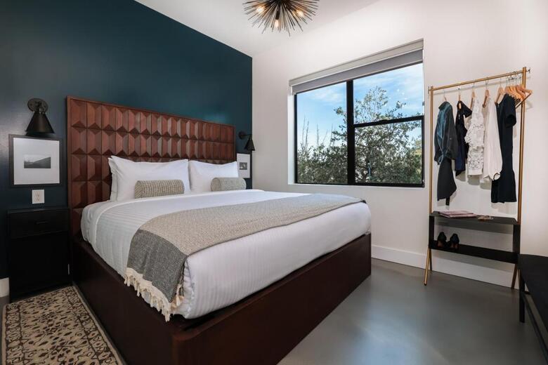 Colton House Hotel
