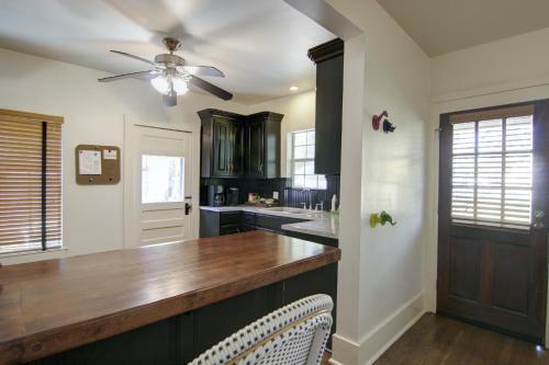 Clarksville Cottage