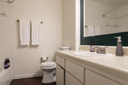 Apartamento Chic Apts In Central Austin By Wanderjaunt