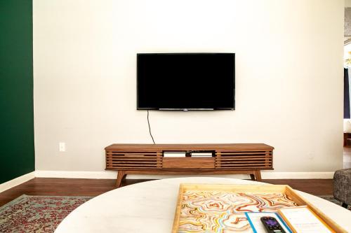 Apartamento Chic Apts In Central Austin By Wanderjaunt