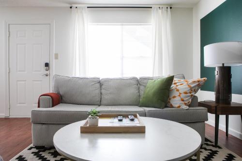 Apartamento Chic Apts In Central Austin By Wanderjaunt