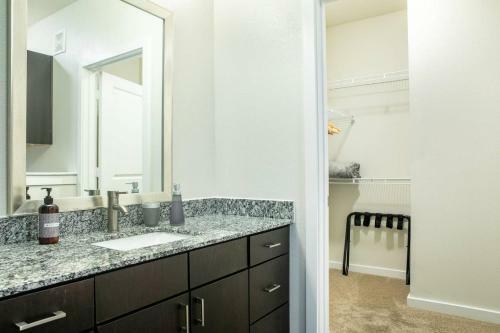 Apartamento 2br South Congress Apt #2328 By Wanderjaunt