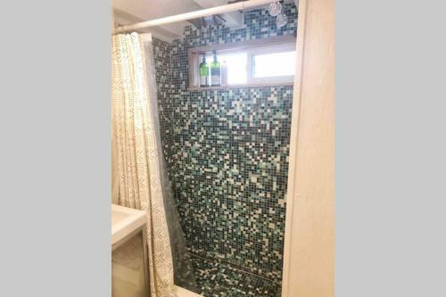 Clean! Hgtv Tiny Home W/ Hot Tub - 1 Mile To Downtown