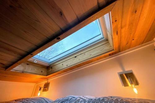 Clean! Hgtv Tiny Home W/ Hot Tub - 1 Mile To Downtown