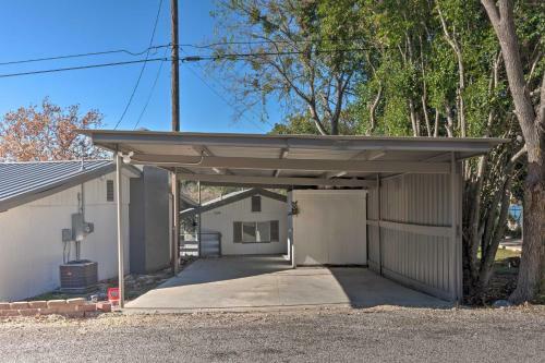 Apartamento Belton Lake Studio With Dock, Boat Slip And Kayak
