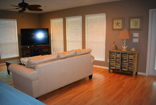 1 Coastal Calm Home