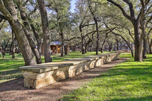 Blanco Riverfront Historic Home, 3 Mi To Dt Blanco