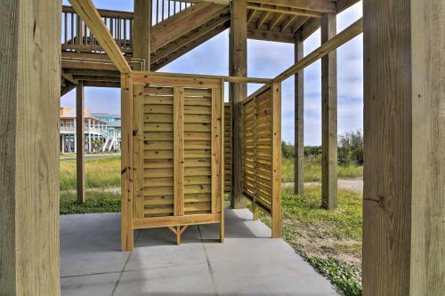 Crystal Tides - Stunning Home With Oceanfront Views