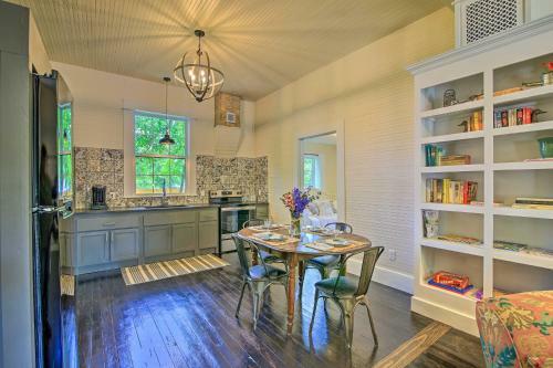 Updated Boerne Cottage Sip, Explore And Relax!