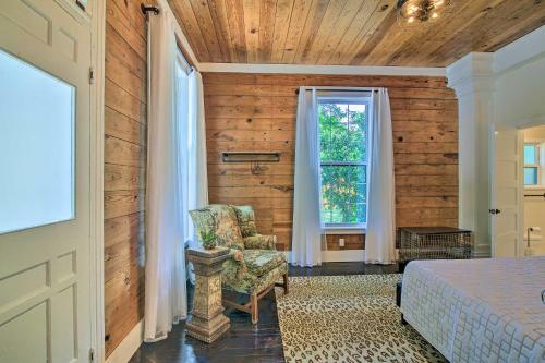 Updated Boerne Cottage Sip, Explore And Relax!