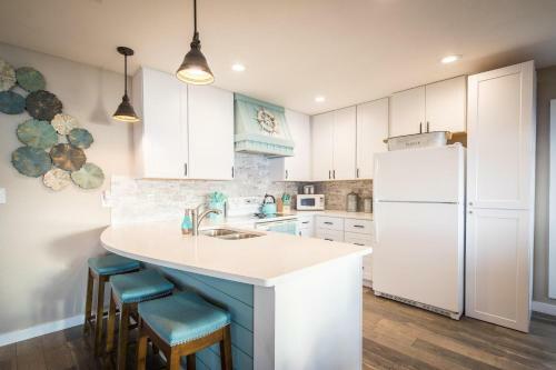Cliff House At Canyon Lake Home