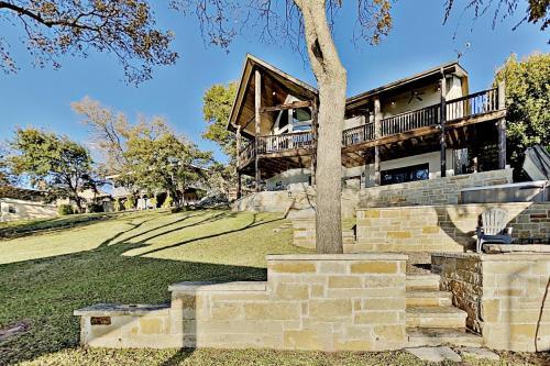 Opulent Waterfront Home - Dock, Hot Tub & Fire Pit Home