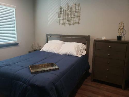 New Condo -great Location! #712