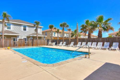 Leeward Bay 15014