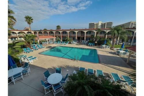 Surfside 121 By Padre Escapes