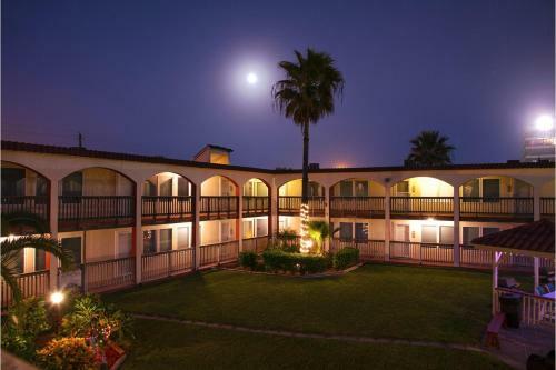 Surfside 121 By Padre Escapes