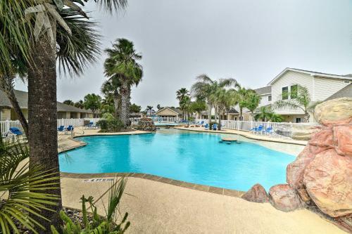 Corpus Christi Getaway Less Than 1 Mile To Whitecap Beach