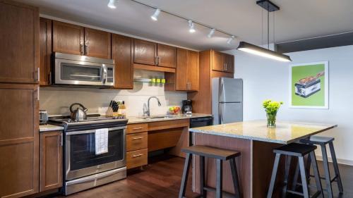 Apartamento Cozysuites Bold 2br 2ba With Sky Pool