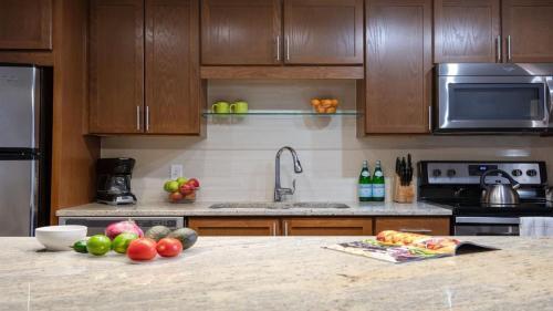 Apartamento Bold 2br 2ba With Sky Pool Cozysuites