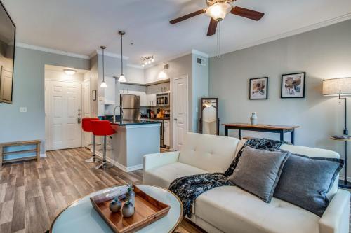 Cozysuites Bold And Classy 1 Br Apartment Cityplace