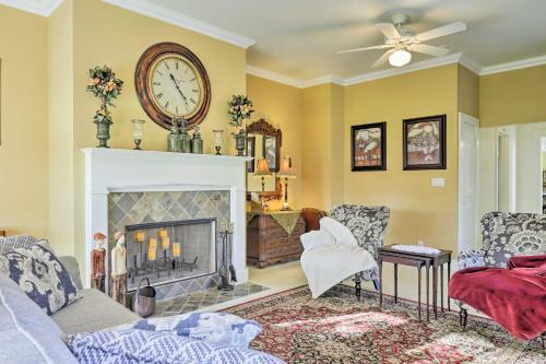 Charming Fredericksburg Home-1 Block From Main St!