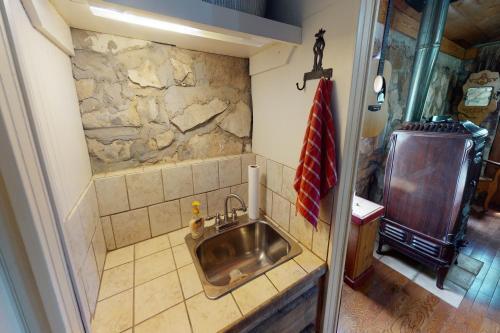 Retro Western Bunkhouse