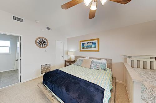 Exquisite Gulf-front Home With Steps To Beach Home
