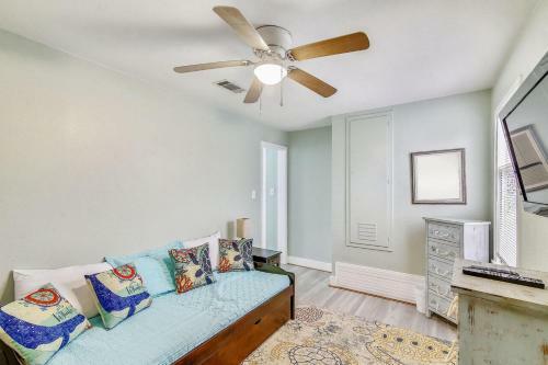 Coastal Blue At Seawall By Ryson Vacation Rentals