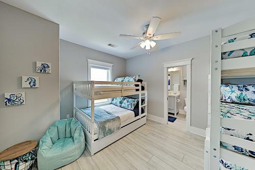 Brand-new & Luxurious - Large Gulf-front Estate Home