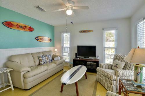 Surf's Up By Ryson Vacation Rentals