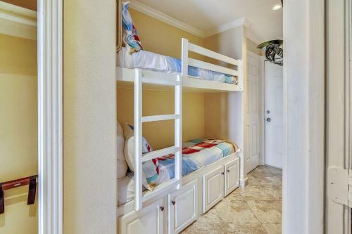 Casa Del Mar Beachfront By Ryson Vacation Rentals