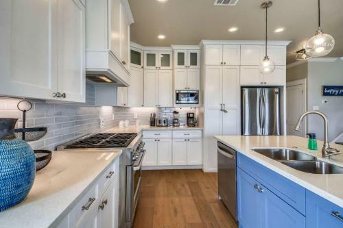 Sunset Paradise By Ryson Vacation Rentals