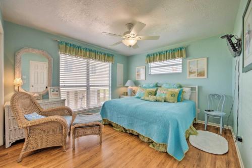 Beautiful Beachfront Galveston Home With Deck!