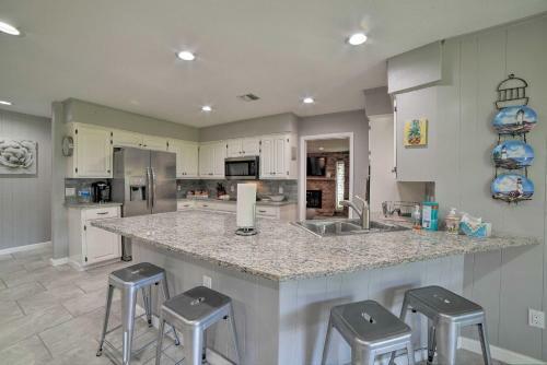 Corpus Christi House Less Than 10 Miles To Downtown!