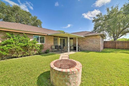 Corpus Christi House Less Than 10 Miles To Downtown!