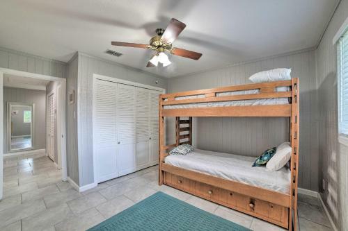 Corpus Christi House Less Than 10 Miles To Downtown!