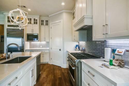 The Conch Castle By Ryson Vacation Rentals