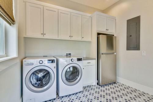 The Conch Castle By Ryson Vacation Rentals