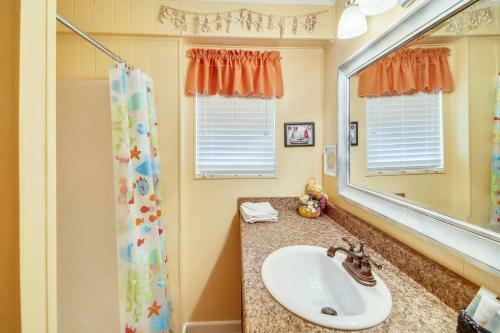 Baydream Believer By Ryson Vacation Rentals