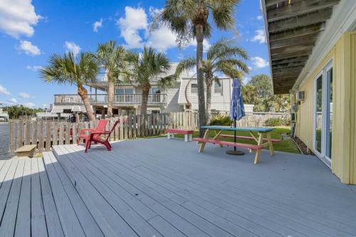 Baydream Believer By Ryson Vacation Rentals