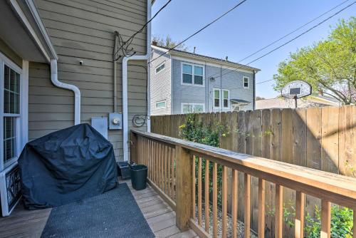 Galveston Apartment With Grill Less Than 2 Mi To Beach!