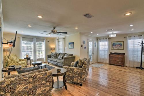 Galveston Apartment With Grill Less Than 2 Mi To Beach!