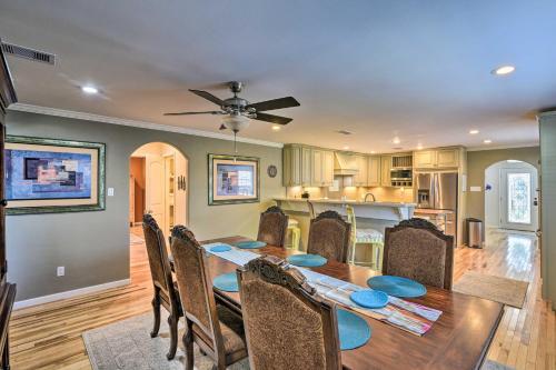 Galveston Apartment With Grill Less Than 2 Mi To Beach!