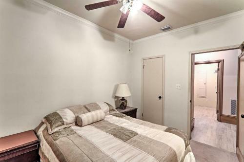 Lakefront Harlingen Home With Pool, Yard And Pool Table