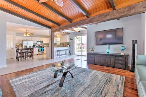 Canalfront Bayou Vista Home With Pool Access And Deck!