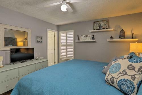 Lakefront Granbury Home With Dock, Decks And Views!