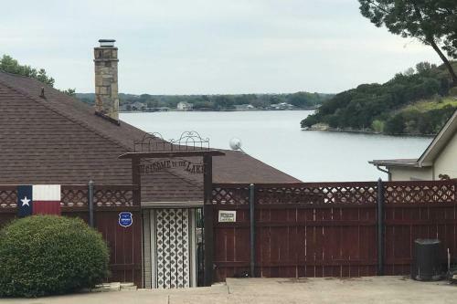 Lakefront Granbury Home With Dock, Decks And Views!