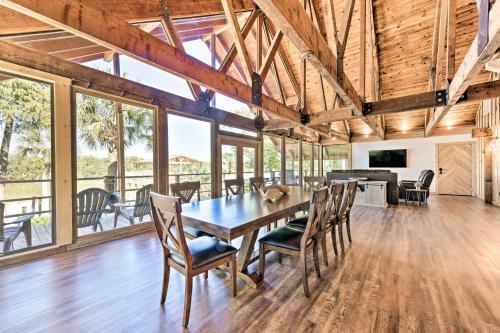 New Riverfront Cedar Cabin- Private Beach And Dock!